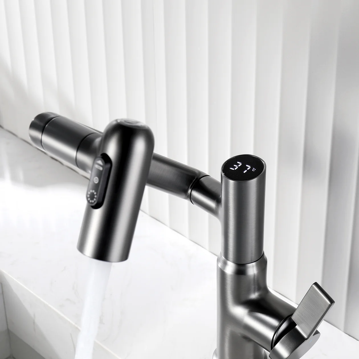 MENOPO Flexitap - Wasserhahn mit Temperaturanzeige FT2207